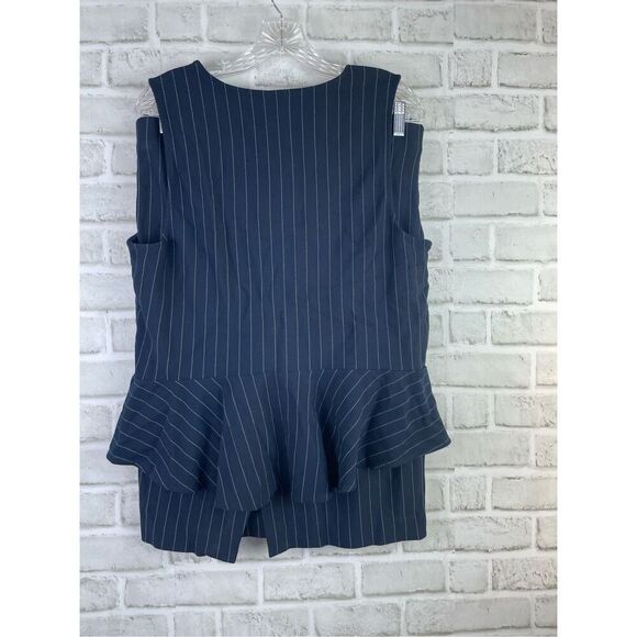 Ann Taylor 2 Piece Suit Size 12 Navy Pin Stripe - Picture 2 of 8